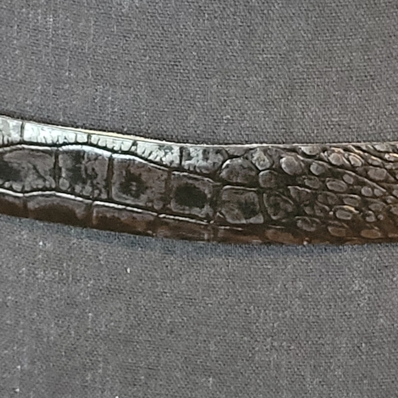 LIZ CLAIBORNE Genuine Leather Belt, Dark Grey with Silver Tone Hardware - Picture 6 of 16